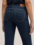 Jeans flare push-up in denim image number 2