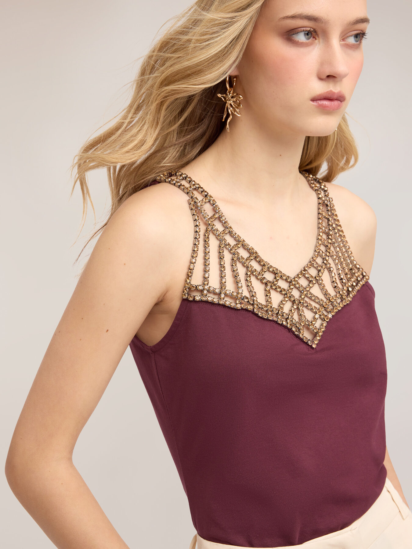 Top con strass a rete image number 3