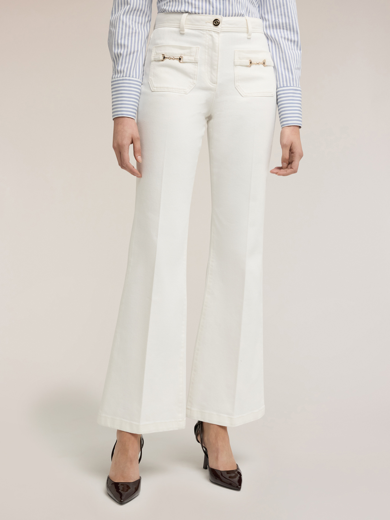Pantaloni flare in drill di cotone image number 2