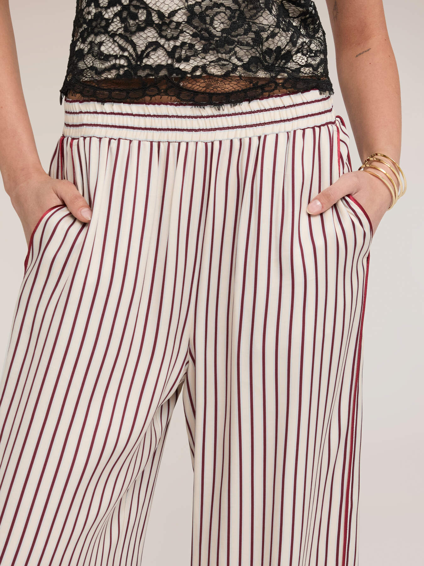 Pantaloni palazzo in twill di viscosa image number 2
