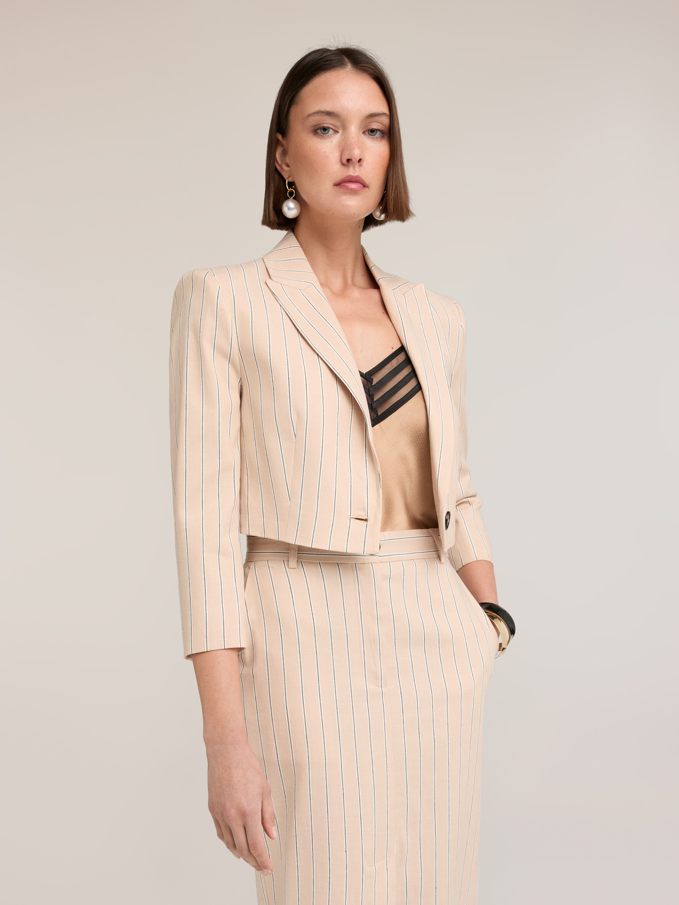 Blazer spencer in misto lino a righe image number 2