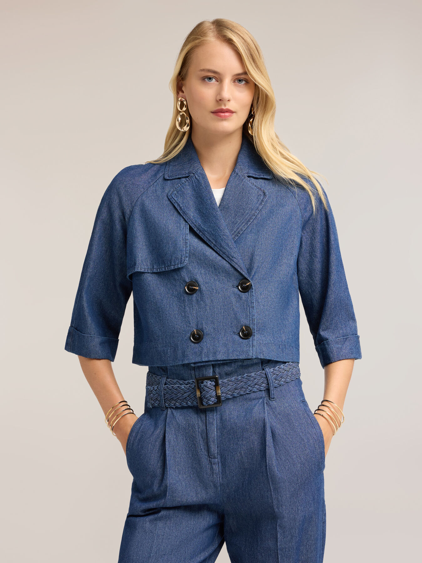 Trench doppiopetto corto in chambray image number 0