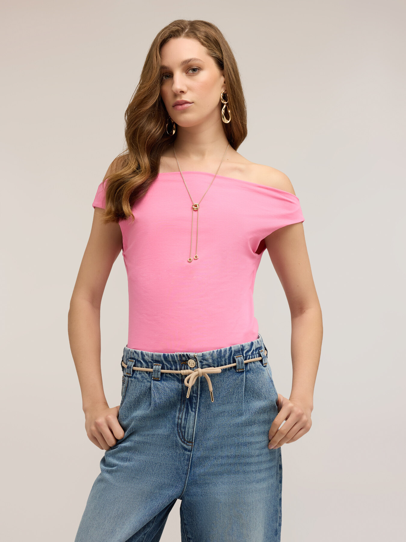 Top off-shoulders image number 0