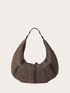 Borsa a tracolla hobo intrecciata con nappine image number 2