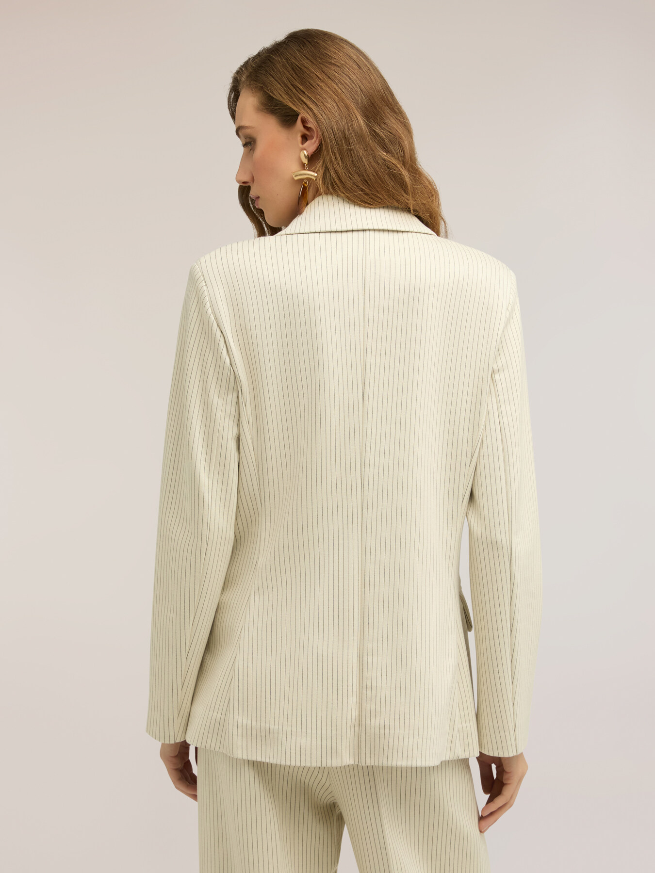 Blazer doppiopetto gessato in misto cotone image number 1