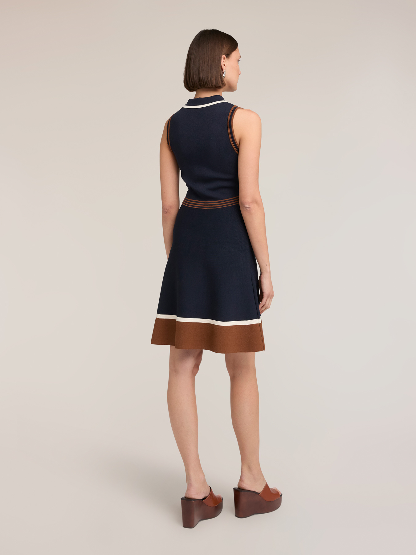 Vestito linea ad A con colletto polo image number 1