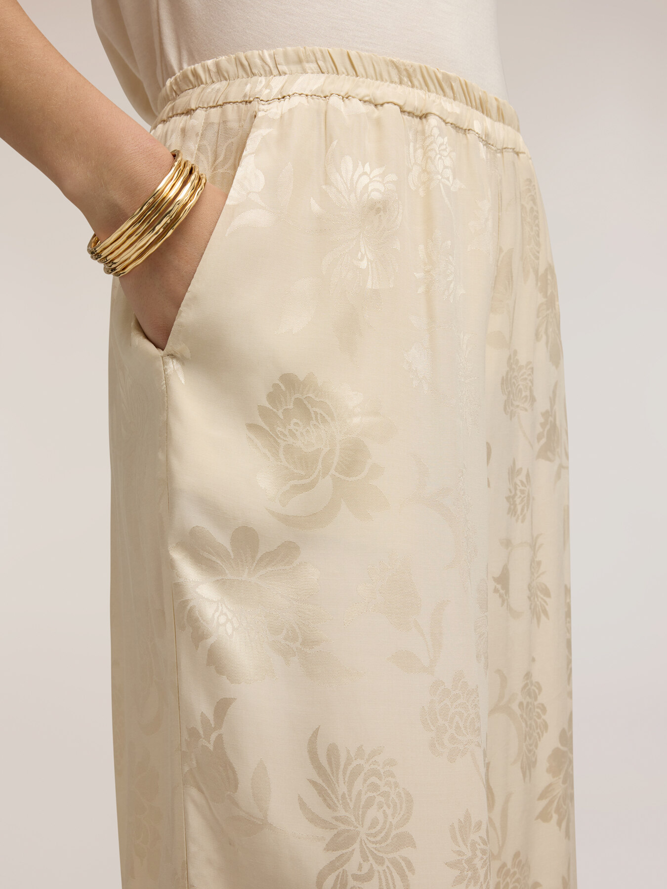 Pantaloni palazzo in raso jacquard image number 3