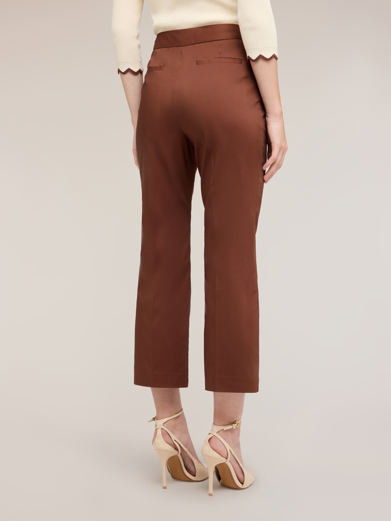 Pantaloni kick flare in cotone tecnico image number 1