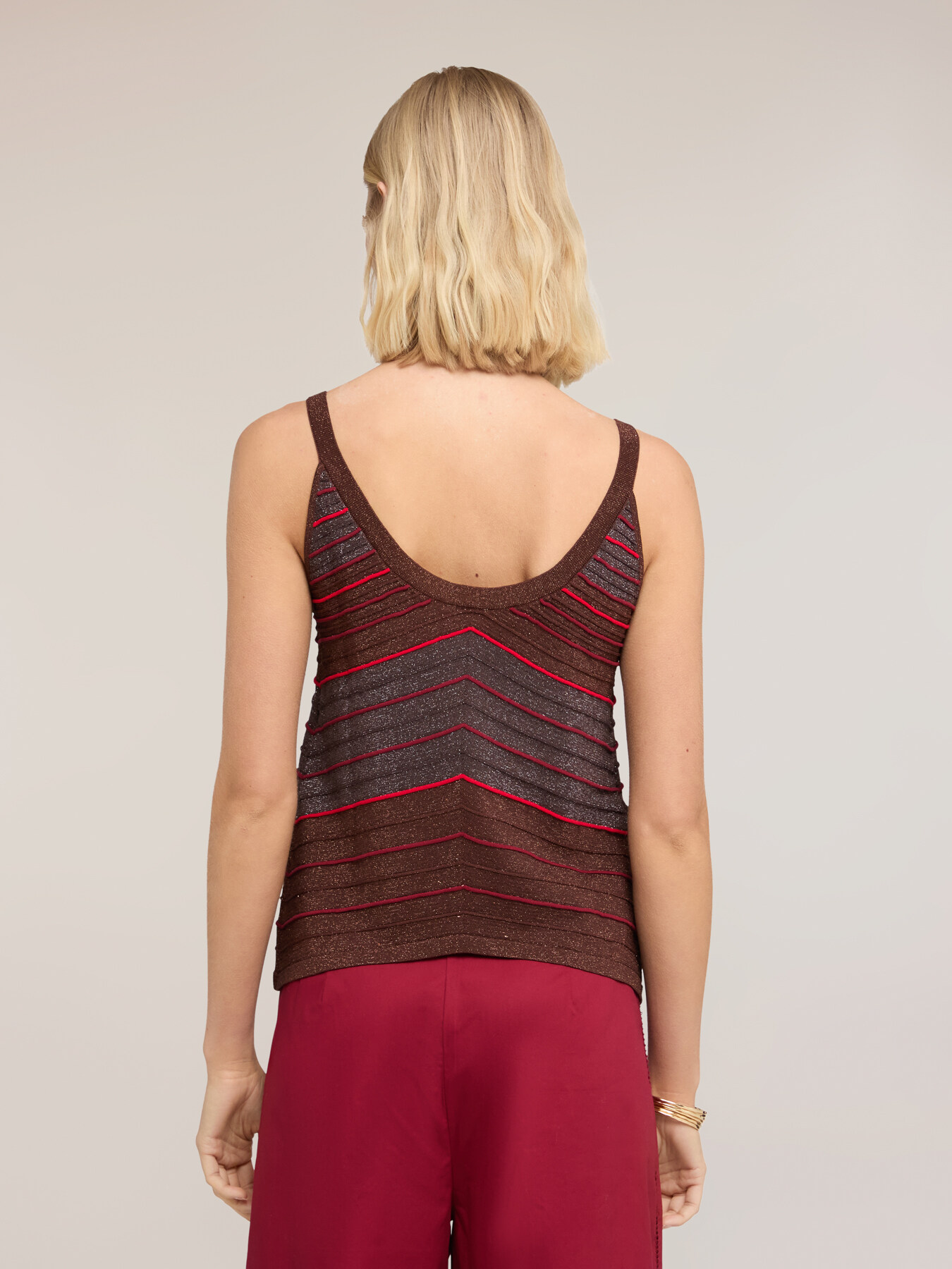 Top in maglia a righe in misto lurex image number 1