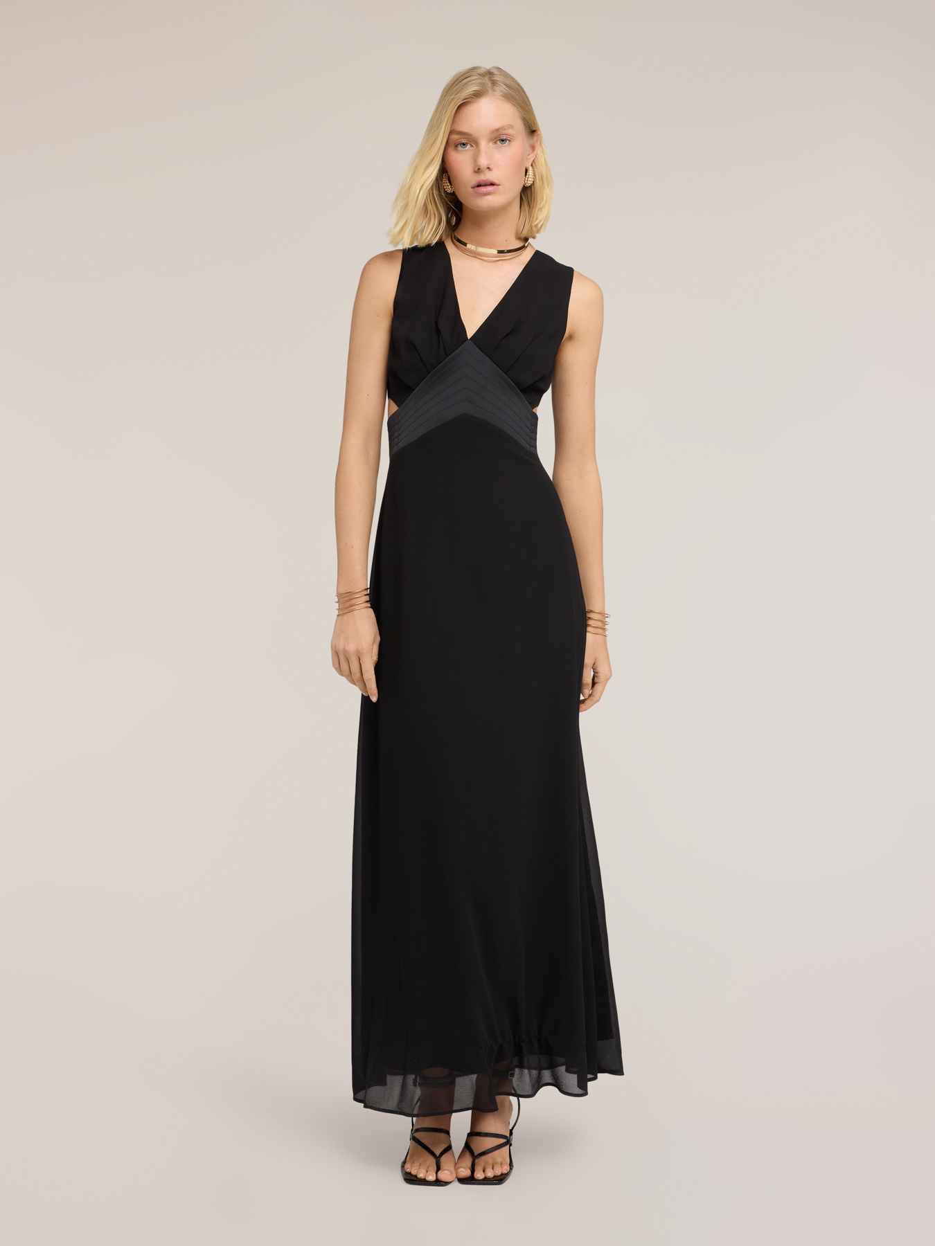 Vestito lungo in georgette con cut-out image number 2