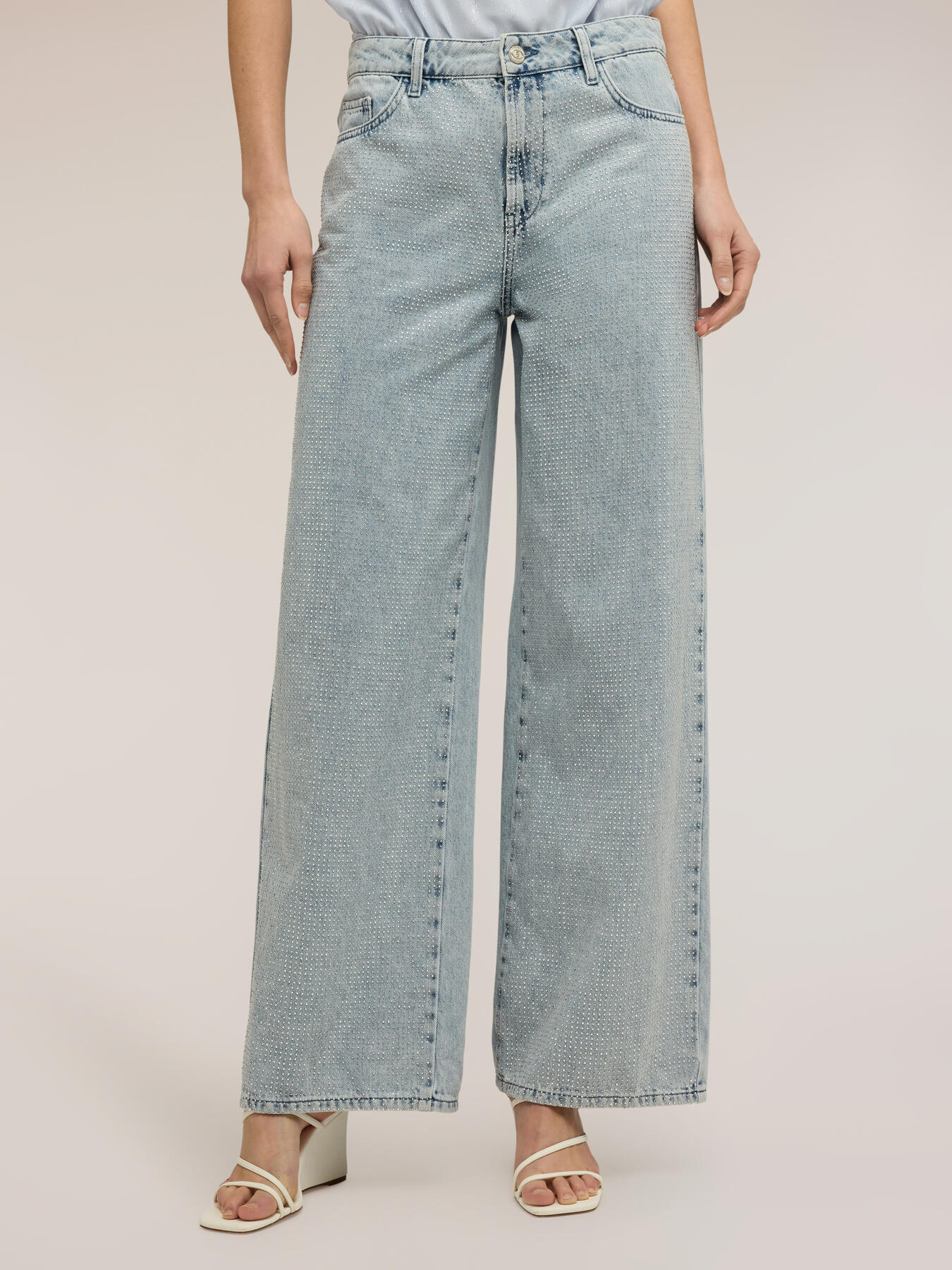 Jeans palazzo con cristalli image number 2
