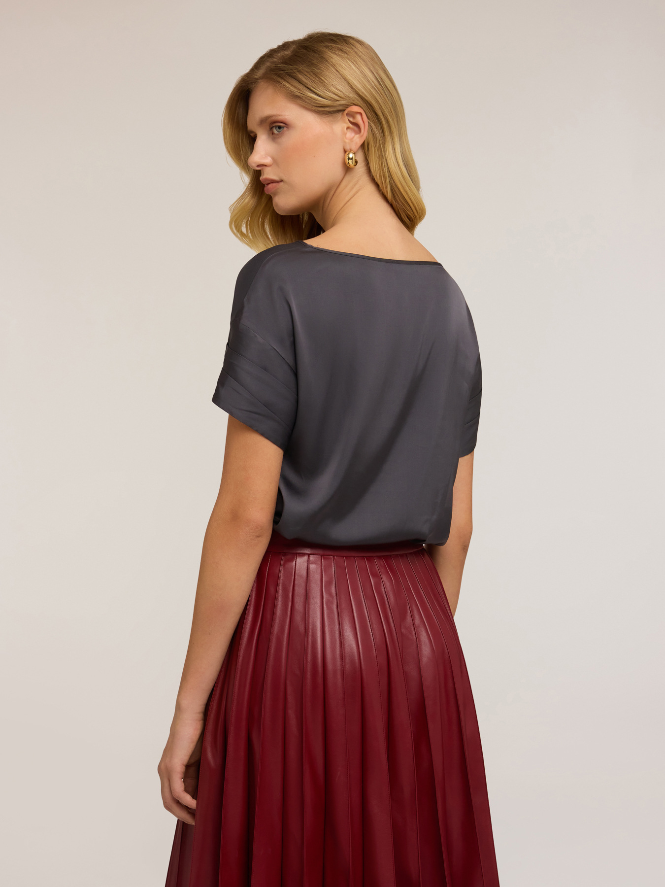 Blusa con maniche a petalo image number 1