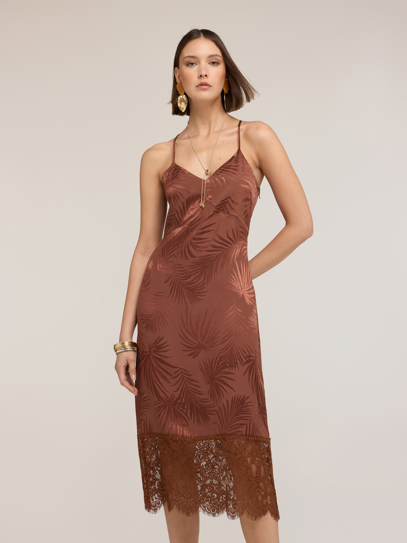 Vestito tubino in raso jacquard con pizzo image number 2
