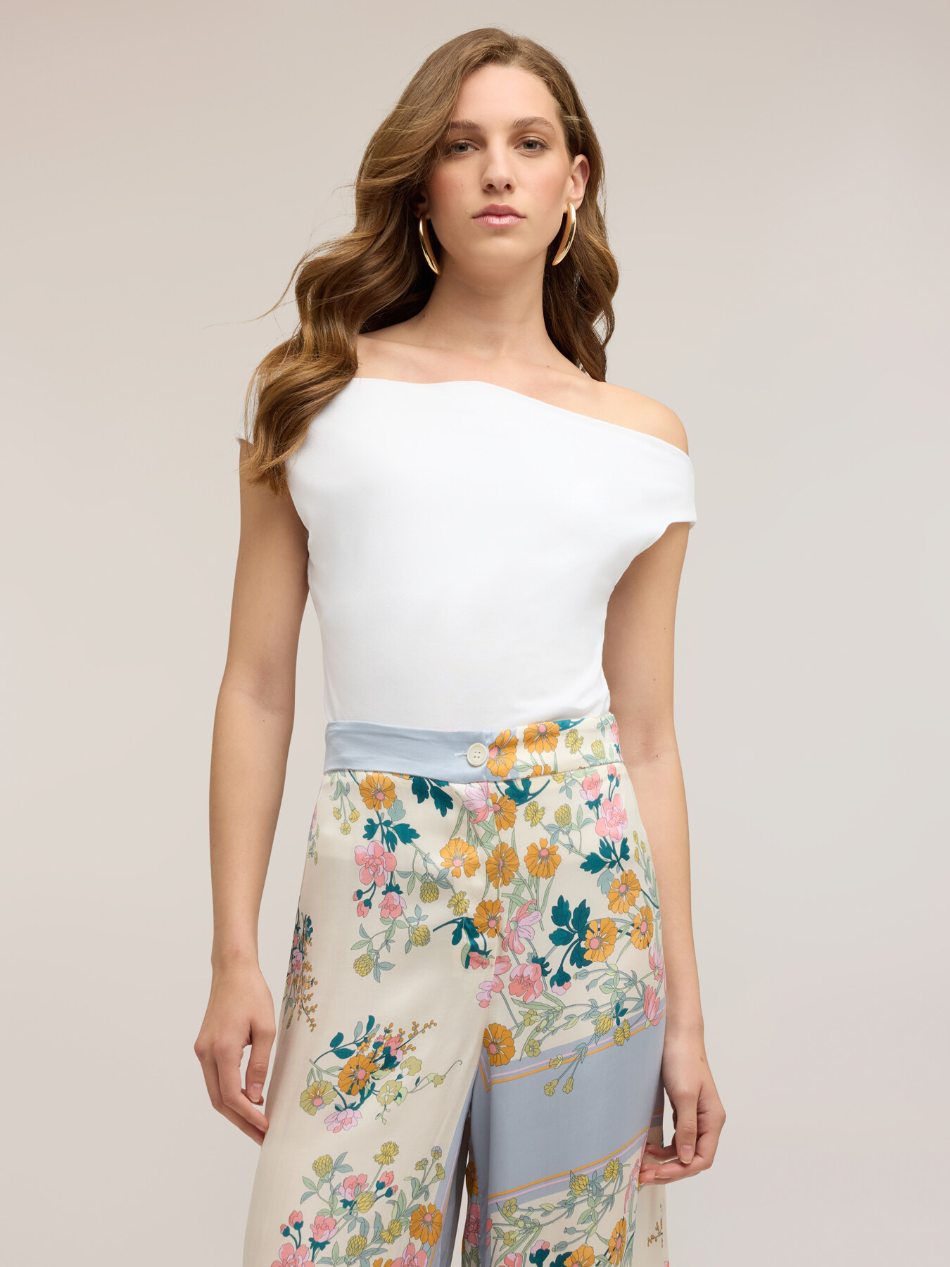 Top off-shoulders image number 0