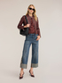 Jeans cropped con patch ricamato image number 0