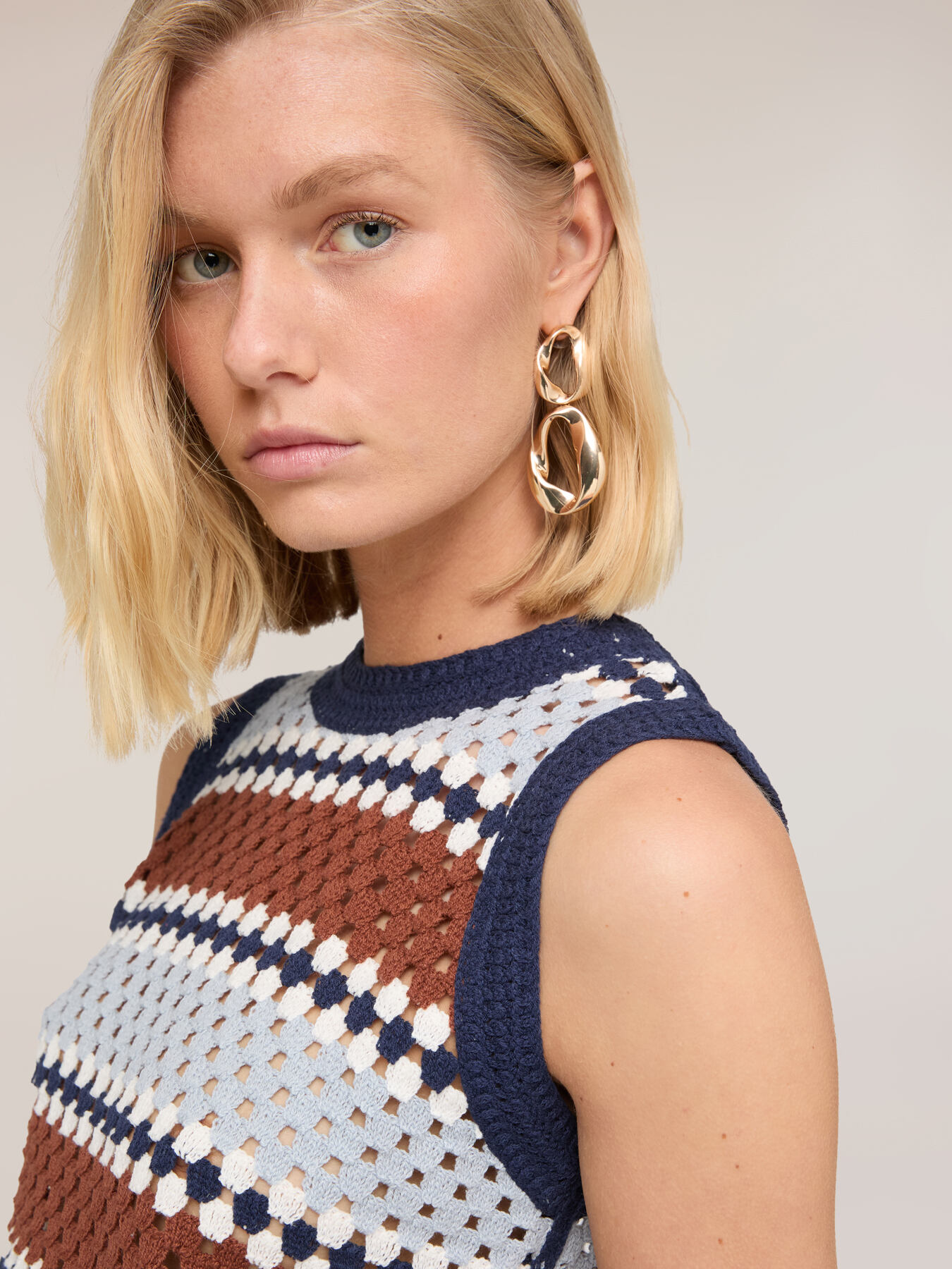 Maglia in maglia crochet image number 2