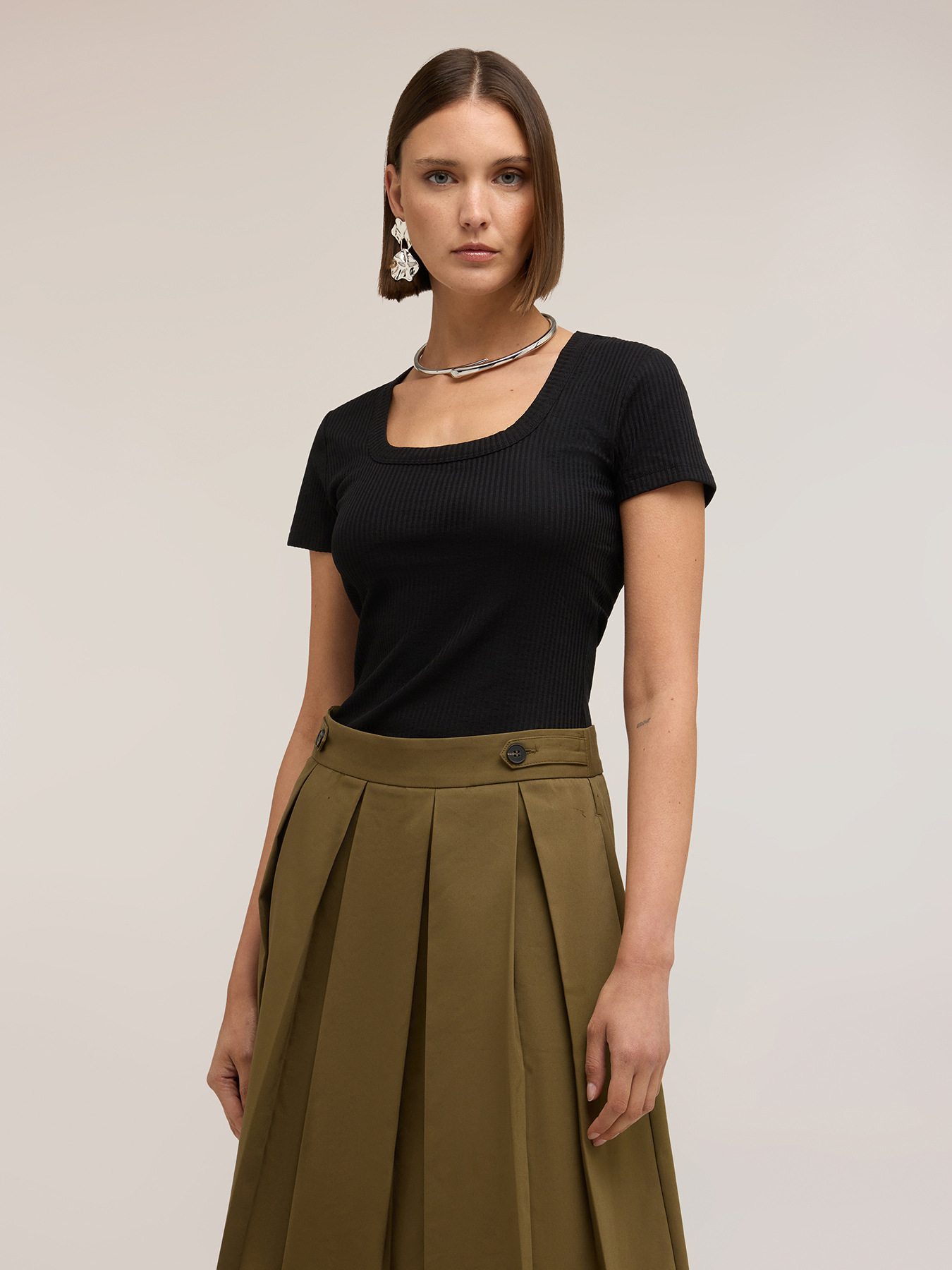T-shirt in jersey a coste con cut-out image number 0