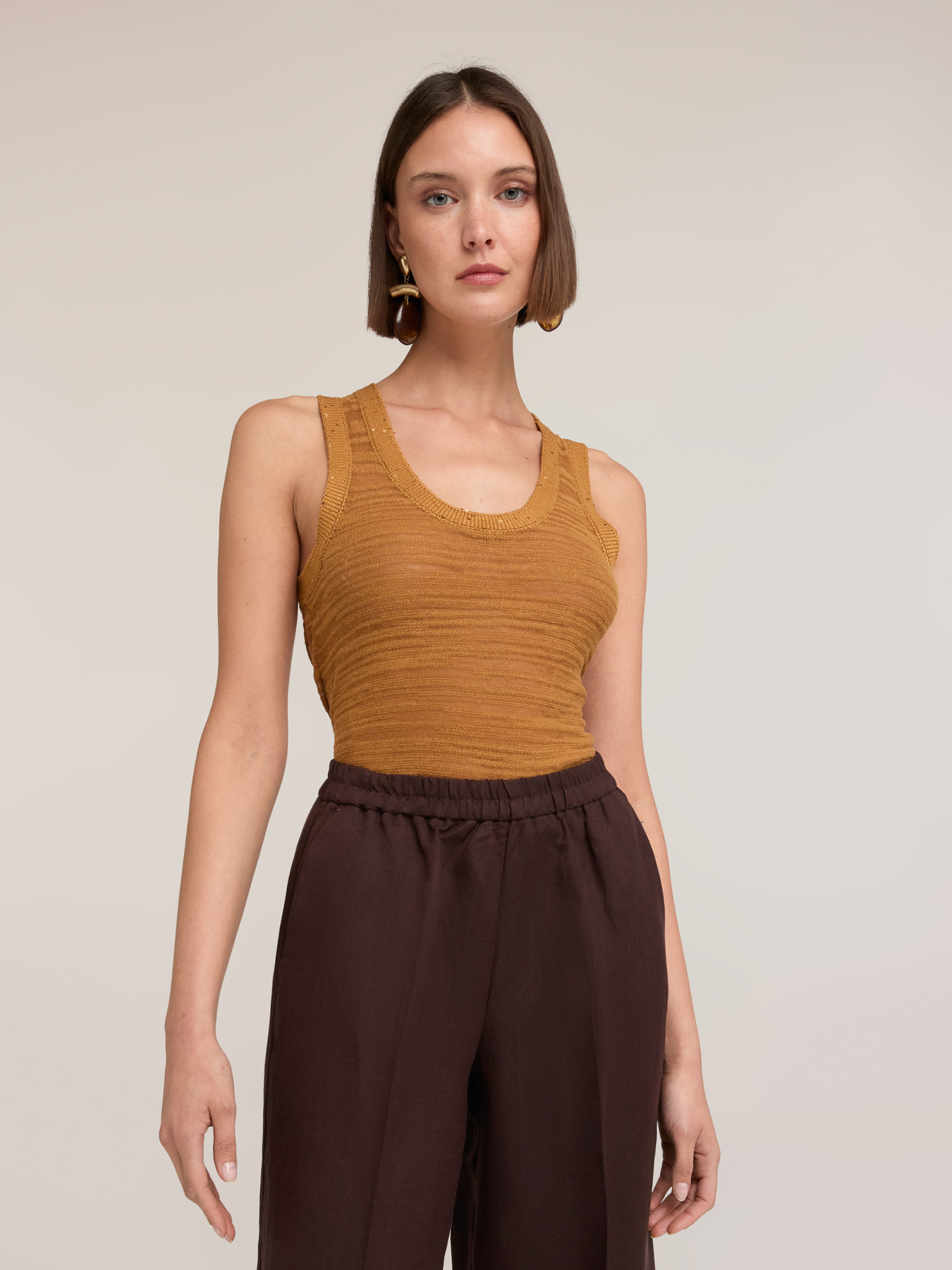 Top in maglia con bordi in paillettes image number 2