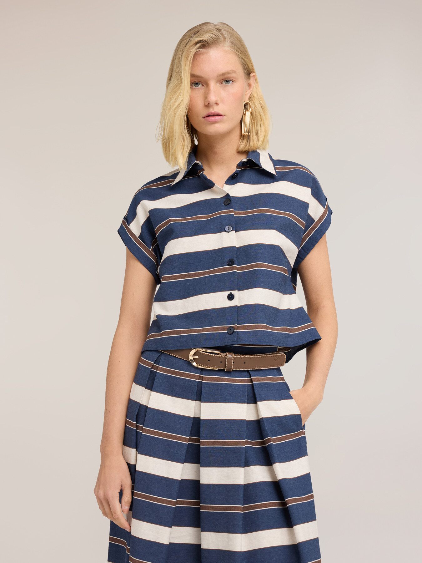 Camicia boxy in misto cotone a righe image number 2