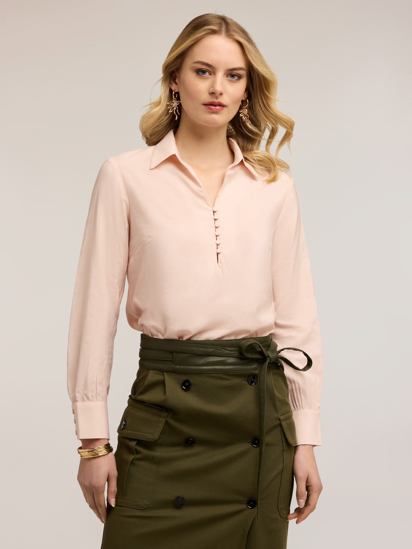 Blusa in raso con colletto image number 0