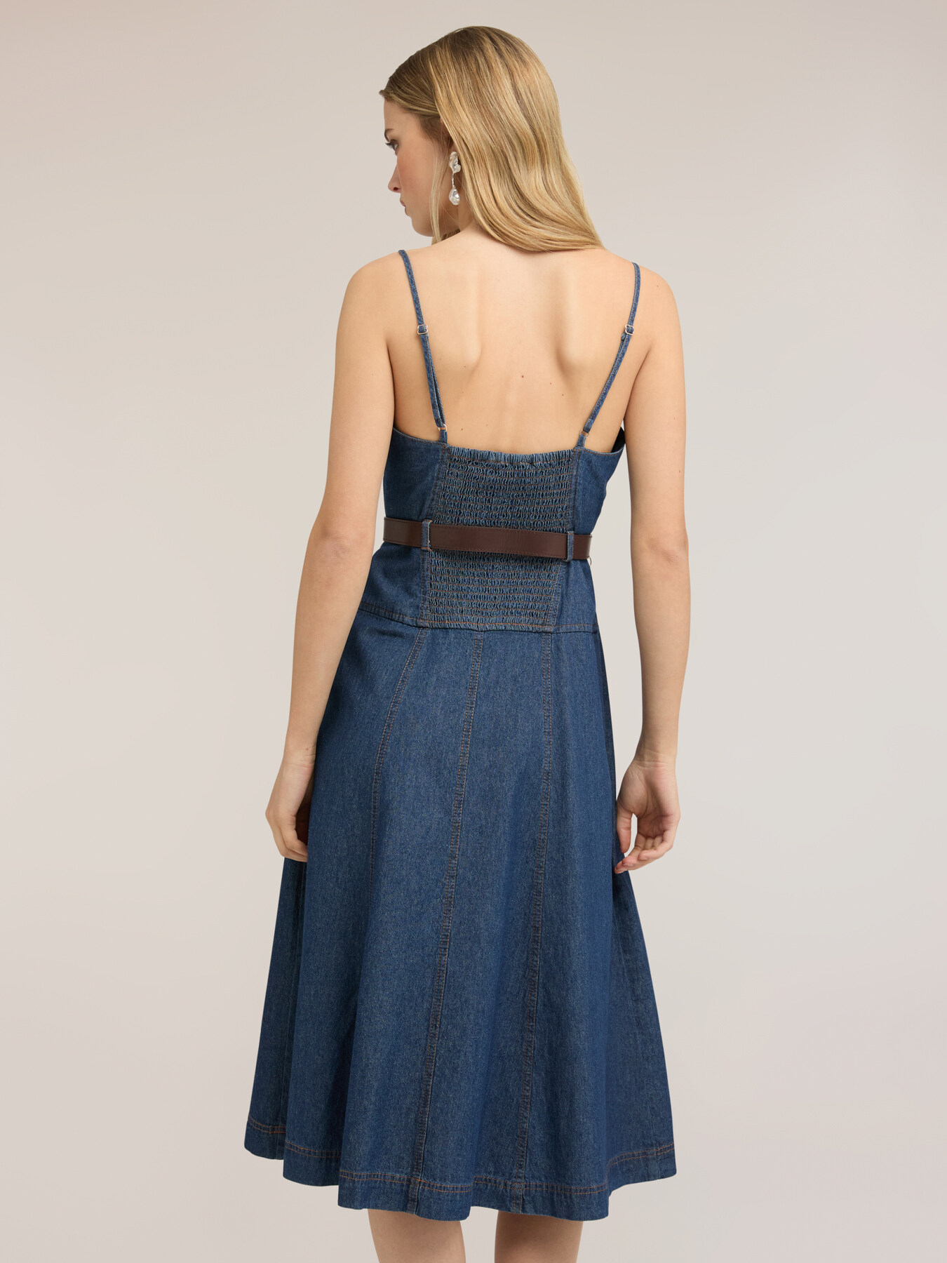 Vestito midi in denim con scollatura a cuore image number 1