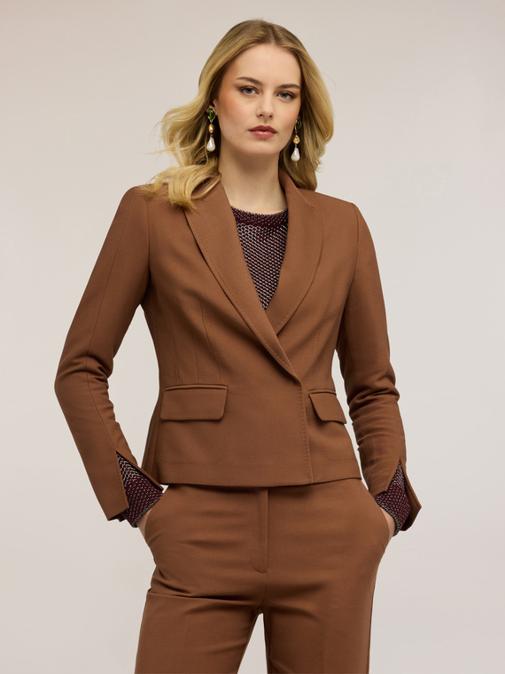 Blazer con spacco al fondo manica