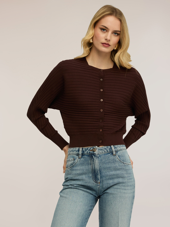 Cardigan in maglia a coste orizzontali