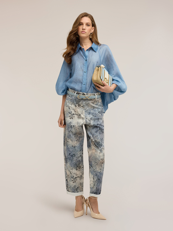 Pantaloni boyfit in drill di cotone stampato
