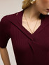 Maglia a coste con scollo incrociato image number 3