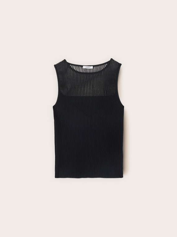Maglia fine a coste con d&eacute;collet&eacute; trasparente