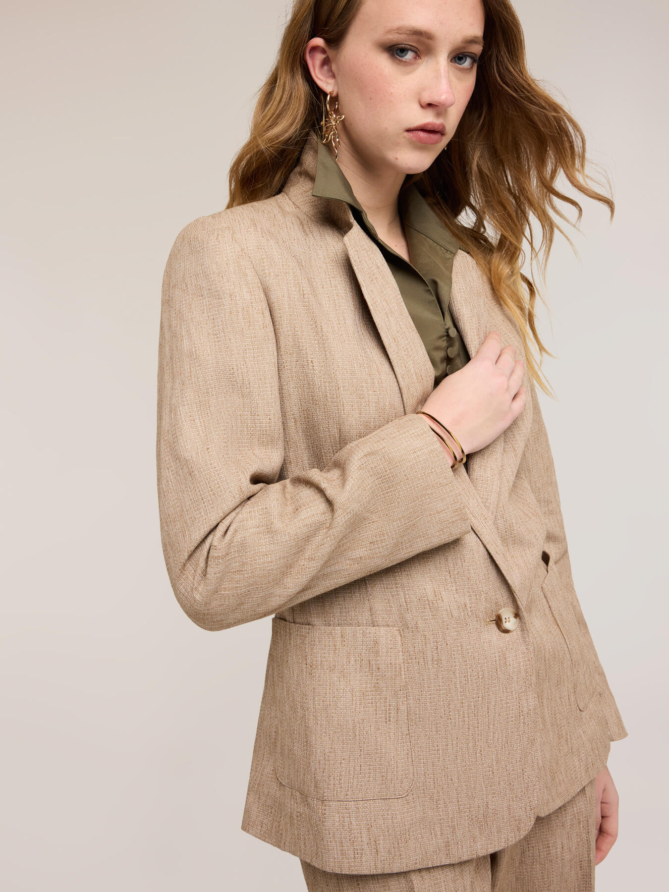Blazer monopetto misto lino image number 2