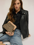 Clutch in rafia intrecciata con chiusura in legno image number 0