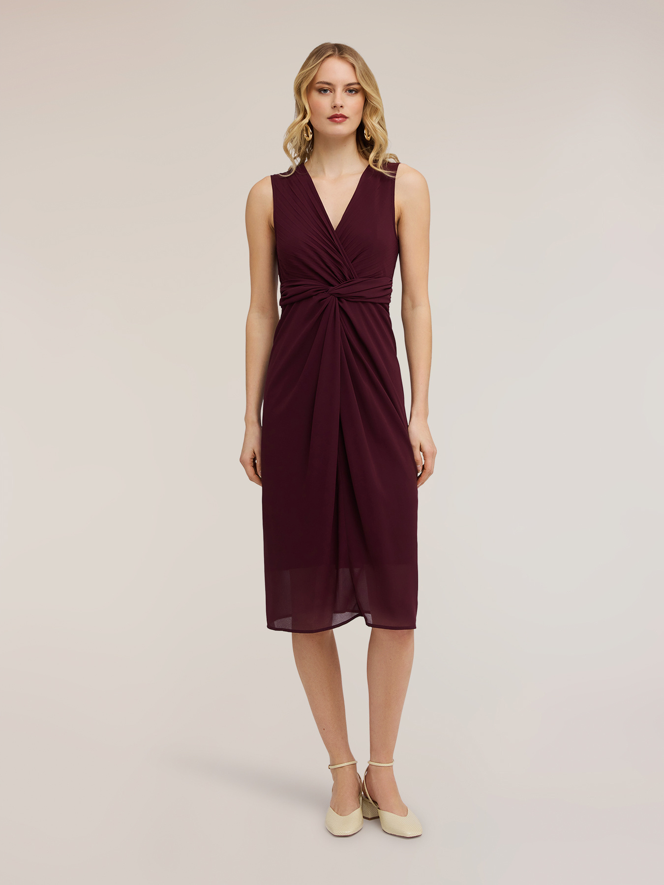 Vestito tubino in georgette con drappeggio image number 2