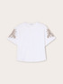 T-shirt in jersey con ricami floreali image number 4