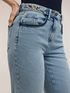 Jeans cropped wide fit con catena image number 2