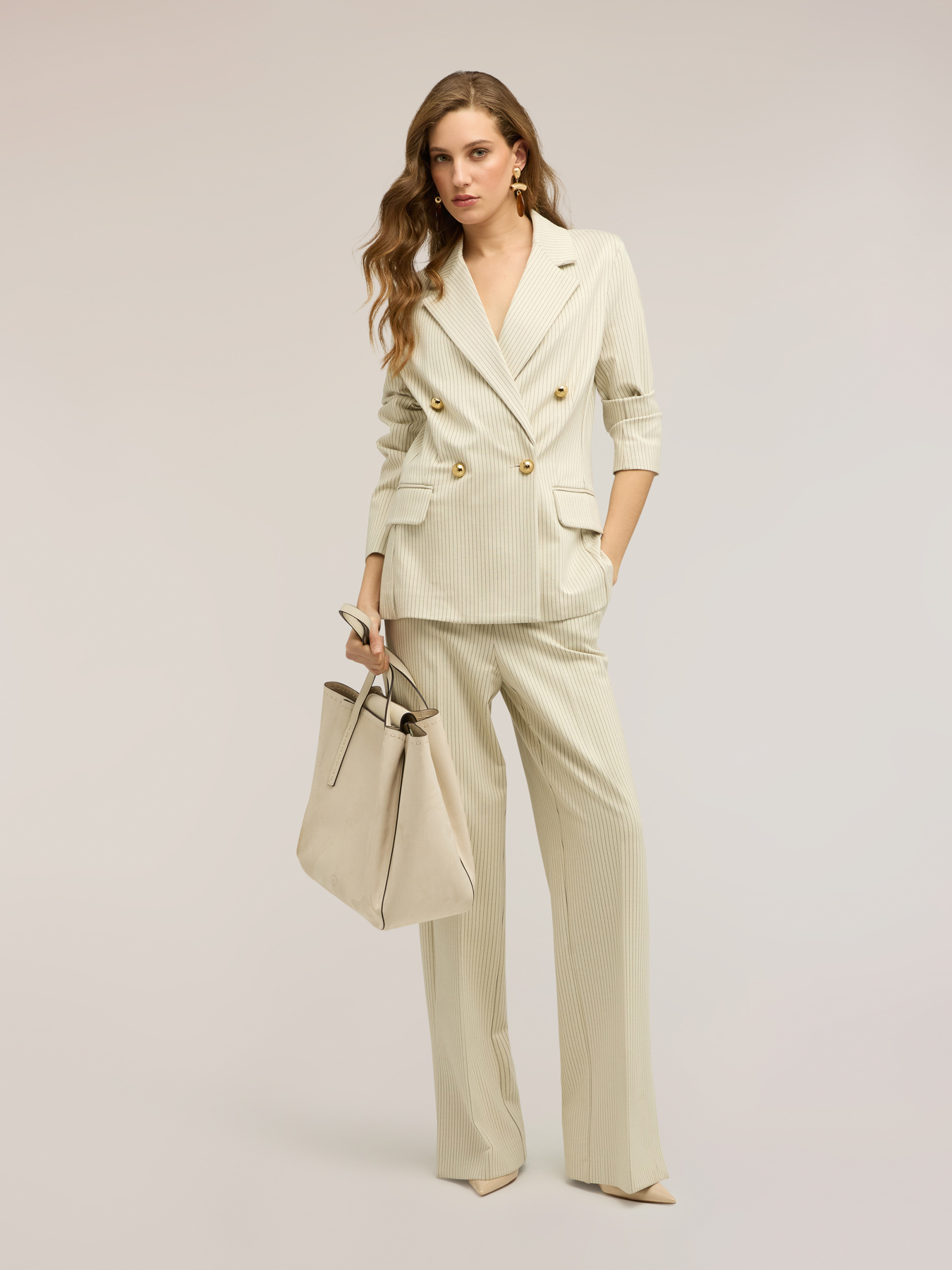 Blazer doppiopetto gessato in misto cotone image number 2