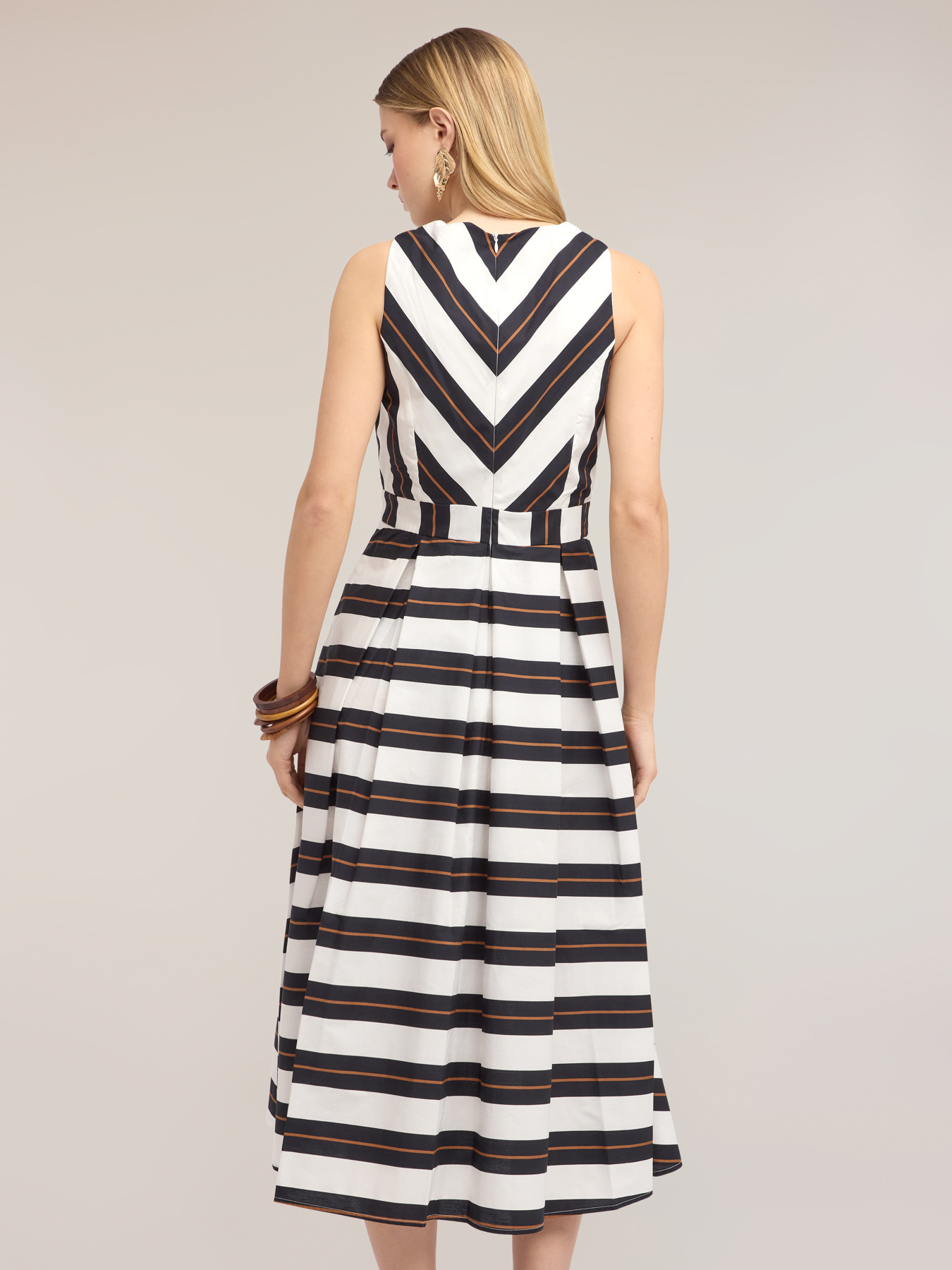 Vestito flare in popeline a righe image number 1