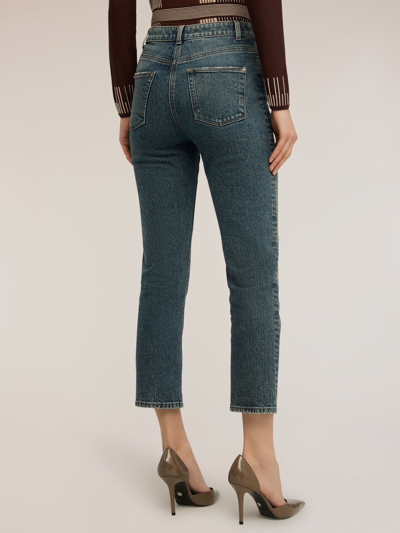 Jeans mum fit a vita alta image number 1