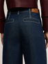 Jeans cropped wide leg con cuciture a contrasto image number 3