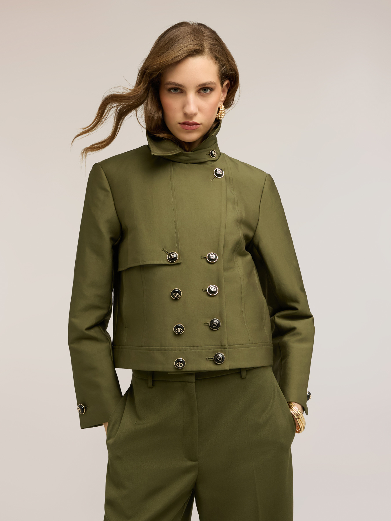 Trench corto doppiopetto in misto cotone image number 0