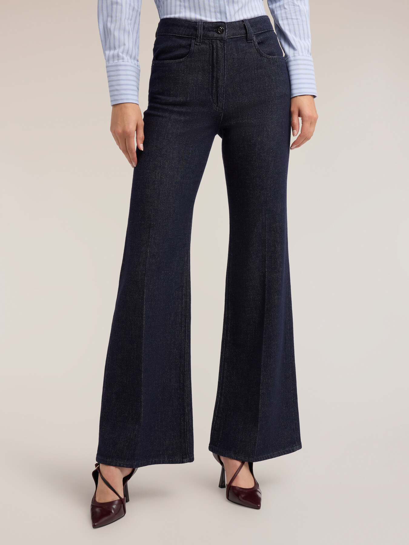 Jeans flare vita alta image number 2