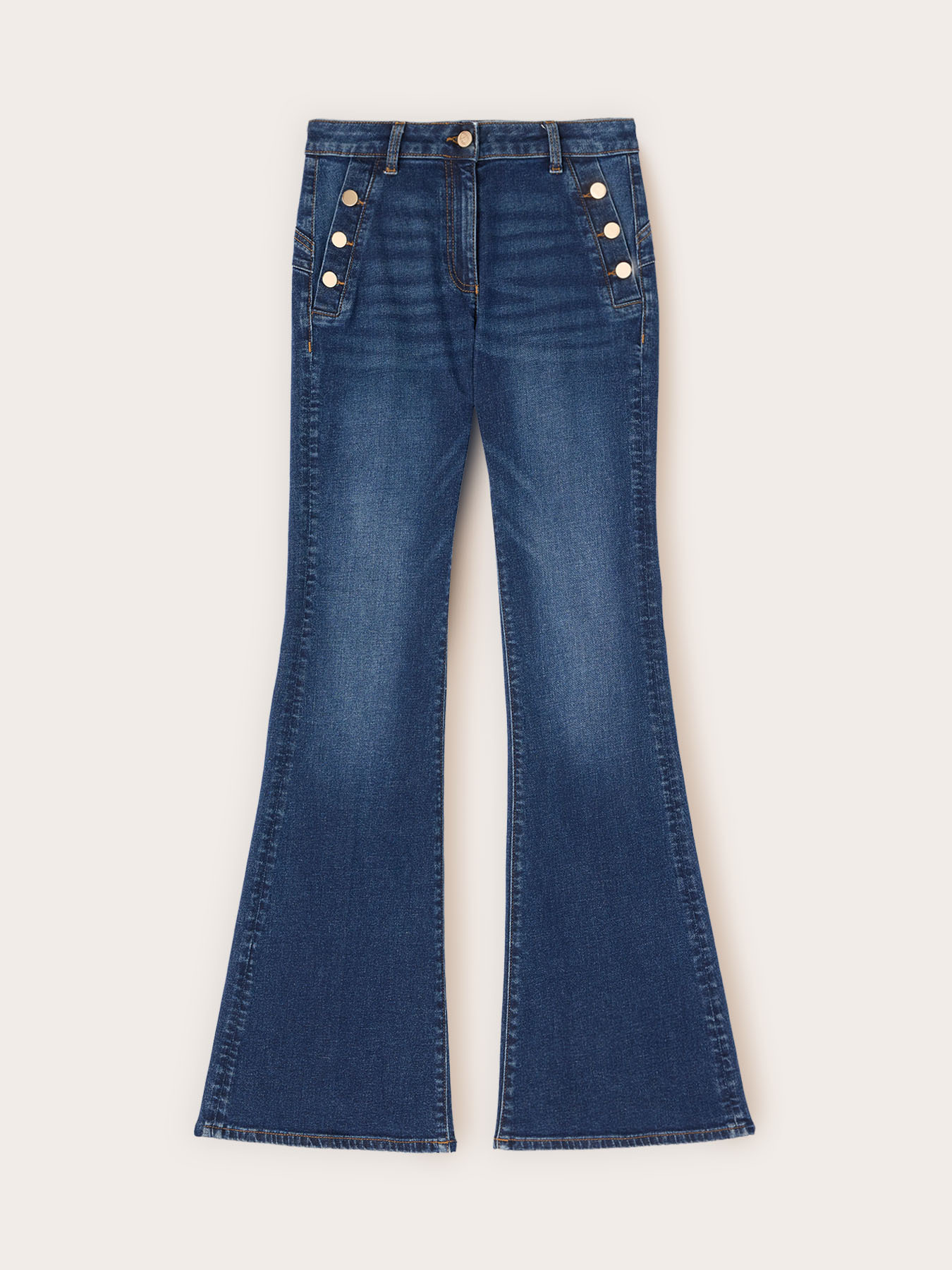 Jeans flare con bottoni metallici image number 4