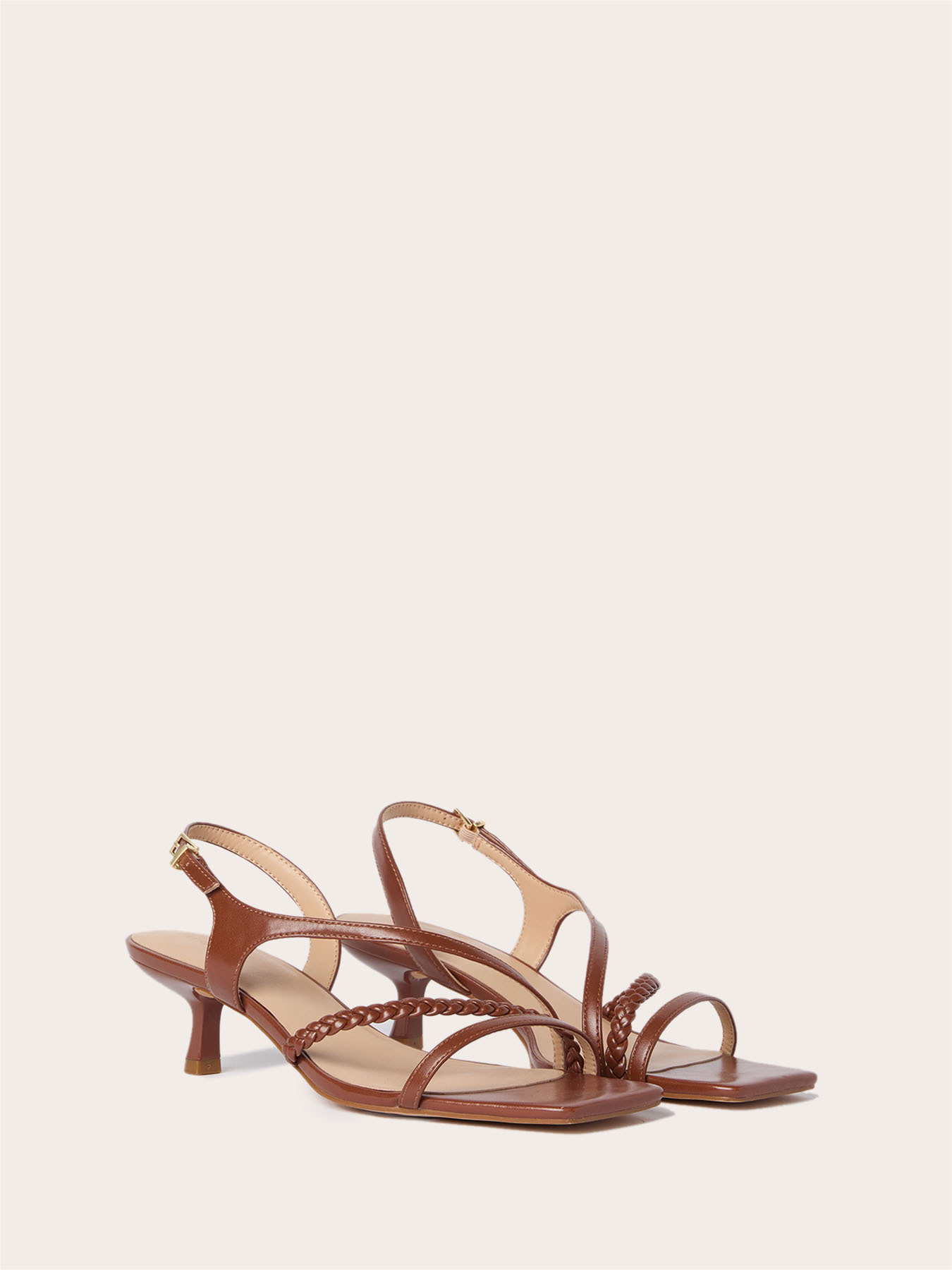 Sandali tacco rocchetto con fasce intrecciate image number 2