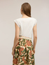 T-shirt in misto lino con inserti in pizzo image number 1