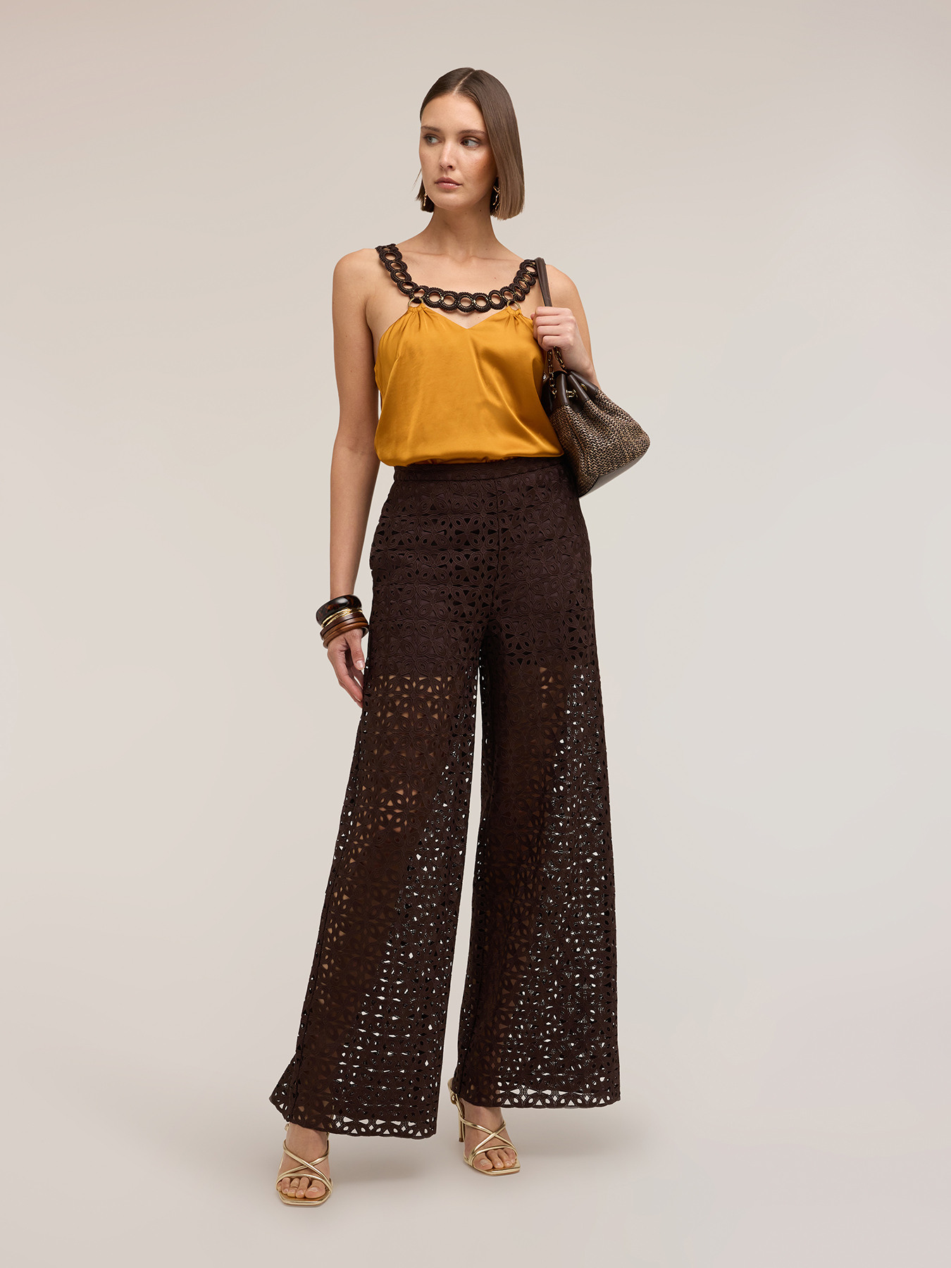 Pantaloni palazzo in pizzo macram&eacute; image number 0