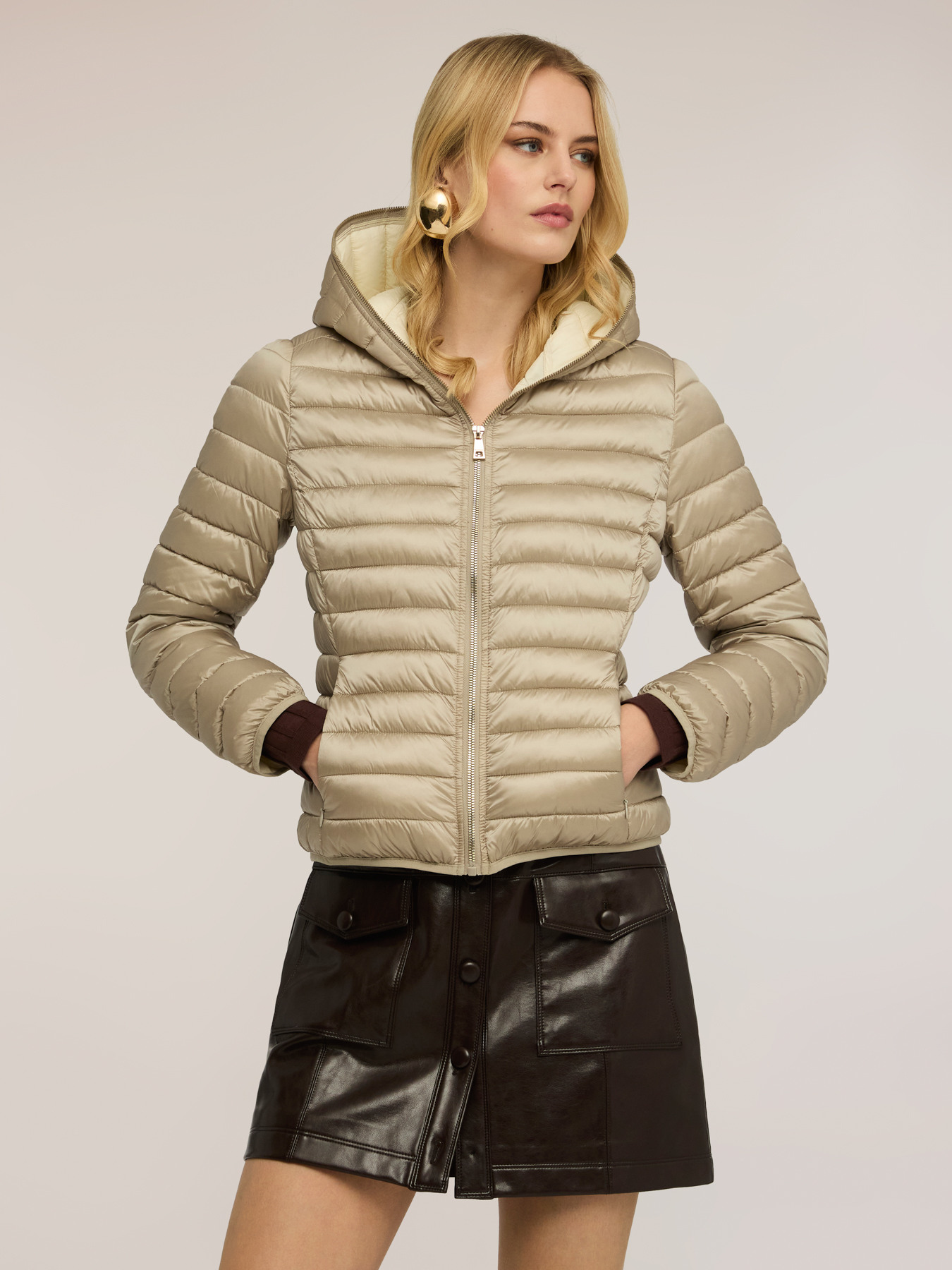 Piumino lightweight con cappuccio image number 0