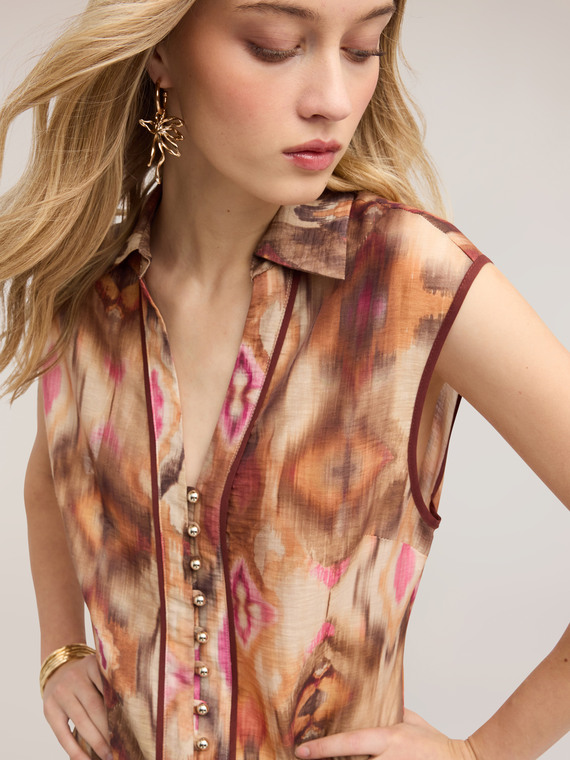 Camicia in tela di lyocell con stampa ikat