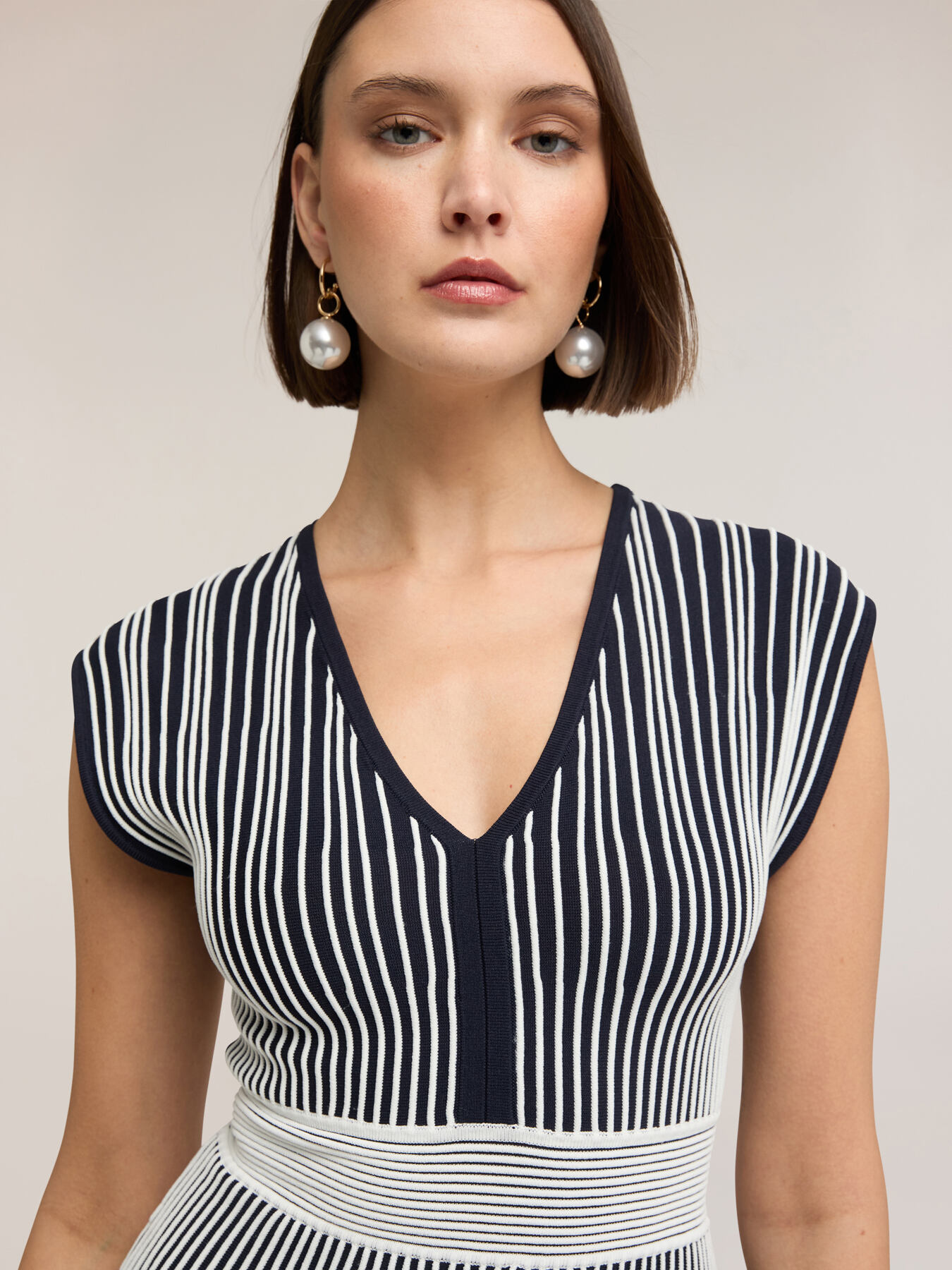 Vestito flare in maglia a righe image number 3